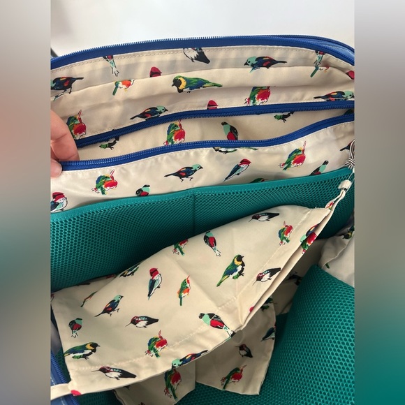 Vera Bradley Cool Lagoon Go Anywhere Carry-On Lighten Up Travel Duffle Bag NWOT - Picture 11 of 16